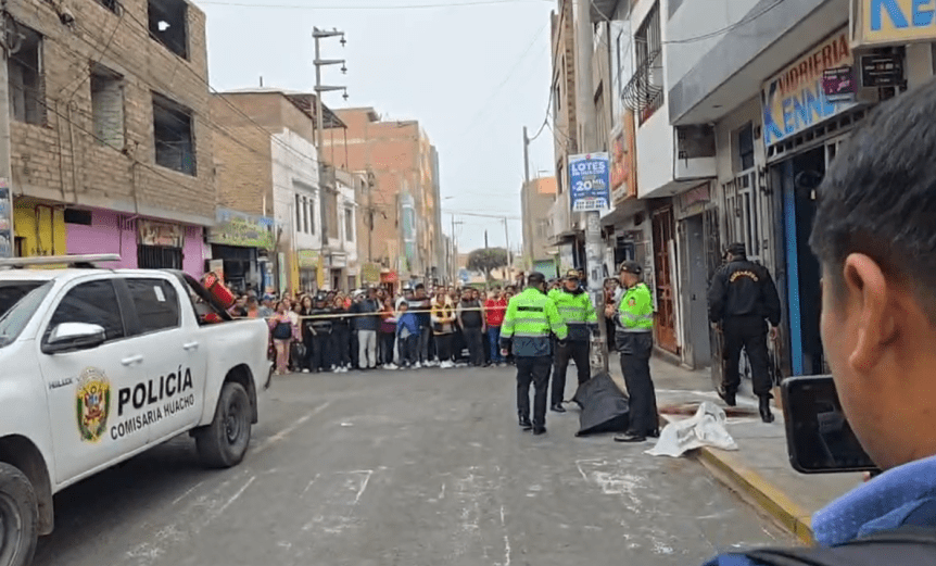 Si**carios acribi**llan a hombre en pleno centro de&nbsp;Huacho