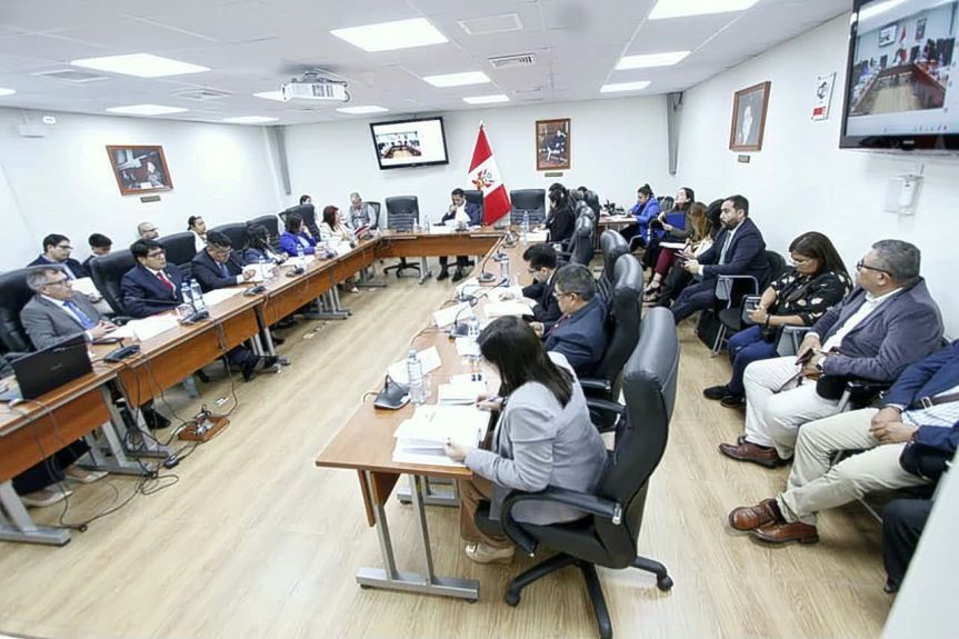 Congreso: «Sra. Rosa Vásquez no culpe al Congreso de sus desaciertos y diga dónde están las obras que prometió para la región&nbsp;Lima»