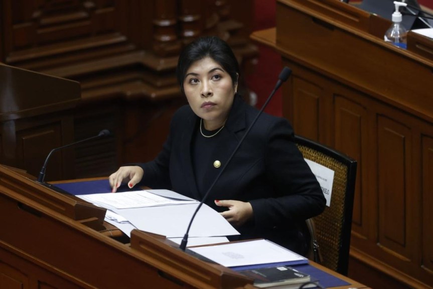 Betssy Chávez violó normas de conducta, denuncia fiscal Zoraida&nbsp;Ávalos