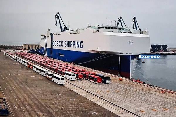 El terminal portuario de Chancay que cambió la ruta del Pacífico: megapuerto aún enfrenta problemas de sobrecostos y&nbsp;conectividad