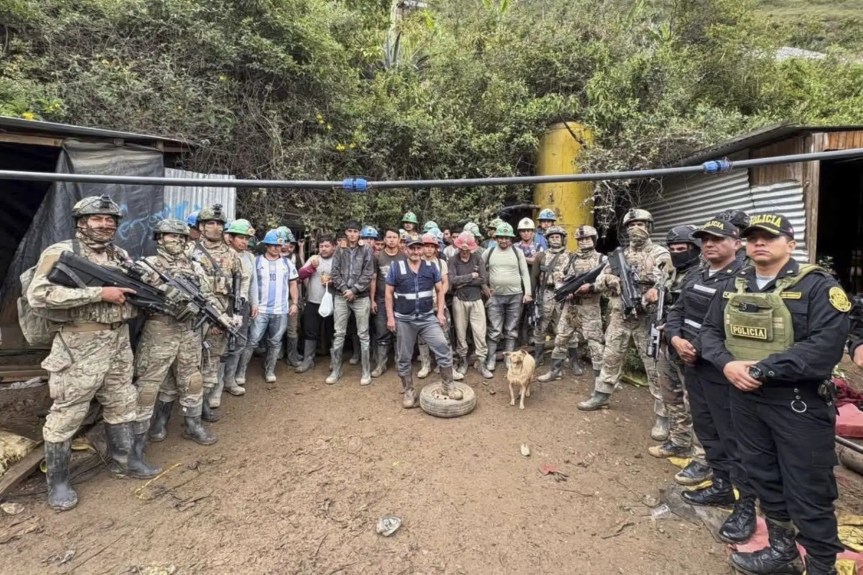 Pataz: Comando Unificado rescata a 29 mineros secuestrados en operativo&nbsp;«Libertad»