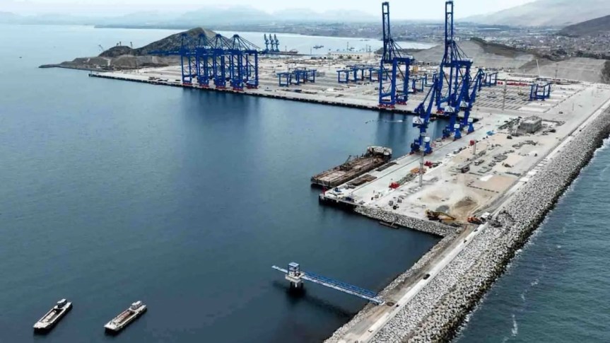 Casi la mitad de la carga del Puerto de Chancay es a través de transbordo: así avanza como hub regional peruano en su primer&nbsp;año