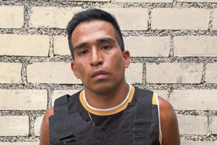 Agente del INPE dirigía banda criminal: Cayó con fotos de armas que ofrecía alquilar a&nbsp;delincuentes